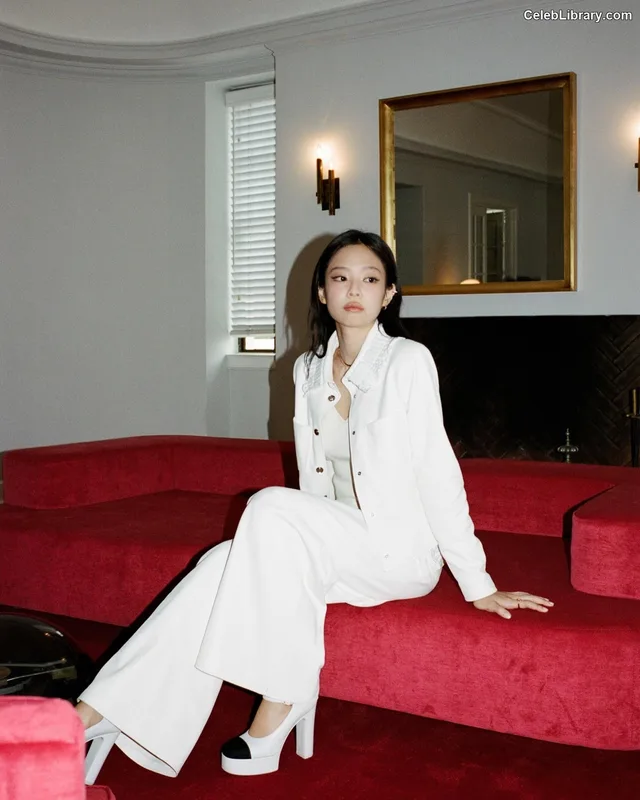 Jennie  BLΛƆKPIИK (Blackpink) photo 13 of 3632