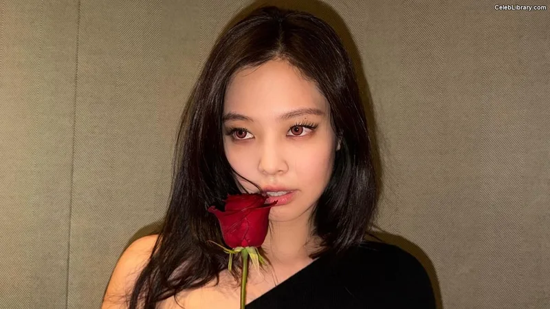 Jennie  BLΛƆKPIИK (Blackpink) photo 6 of 3632