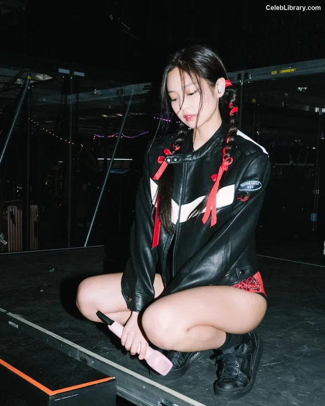 Jennie  BLΛƆKPIИK (Blackpink) photo 20 of 3632