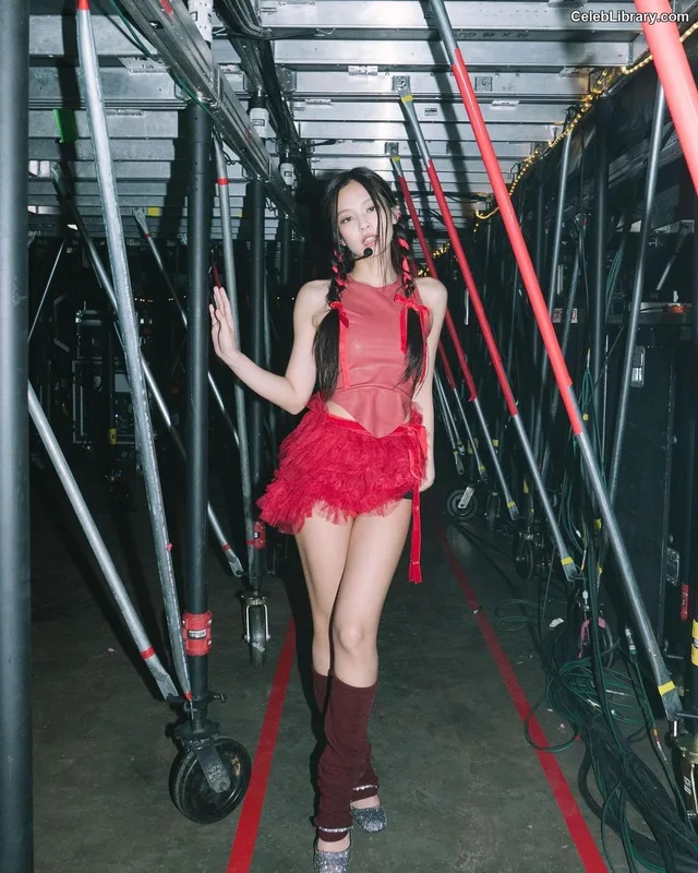 Jennie  BLΛƆKPIИK (Blackpink) photo 24 of 3632