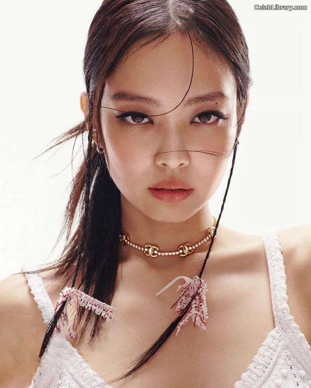 Jennie  BLΛƆKPIИK (Blackpink) photo 13 of 3632