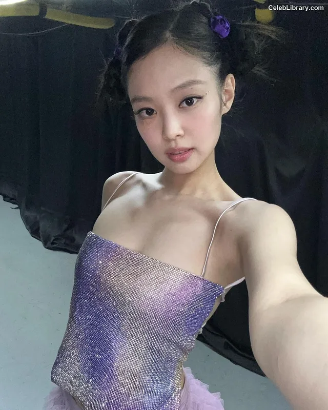 Jennie BLΛƆKPIИK (Blackpink) photo 14 of 3632