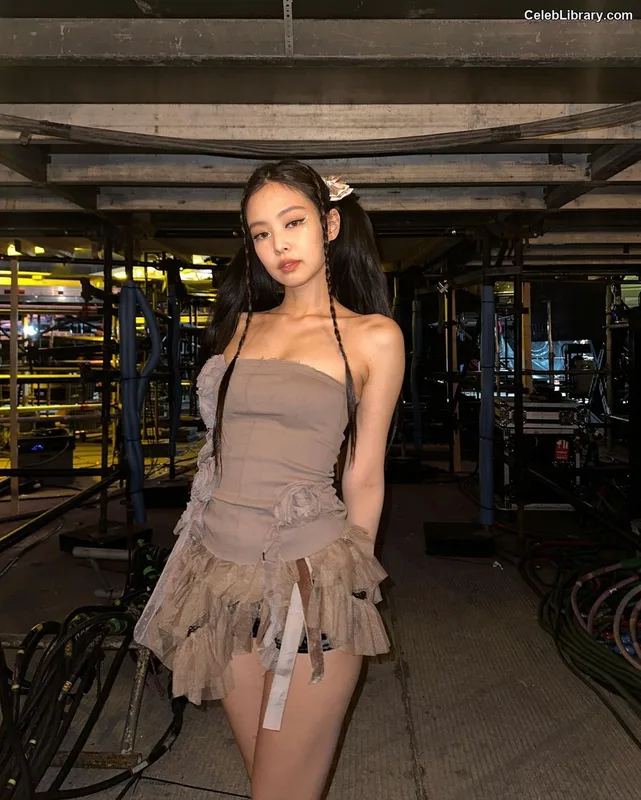 Jennie BLΛƆKPIИK (Blackpink) photo 17 of 3632