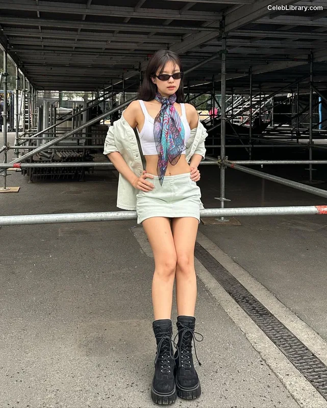 Jennie BLΛƆKPIИK (Blackpink) photo 24 of 3632
