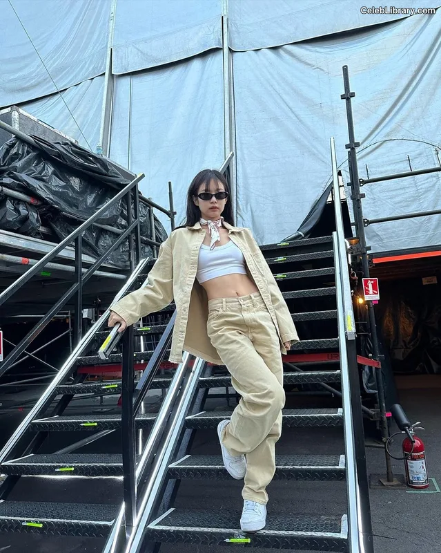 Jennie BLΛƆKPIИK (Blackpink) photo 2 of 3632