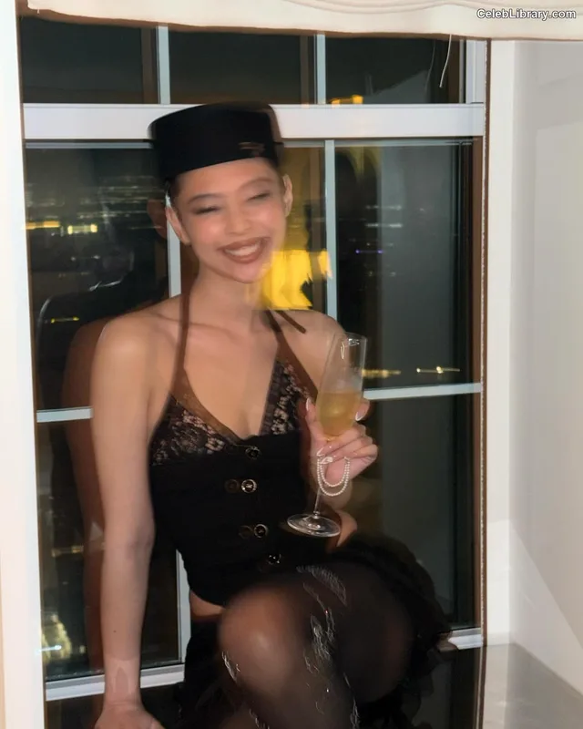Jennie BLΛƆKPIИK (Blackpink) photo 12 of 3632