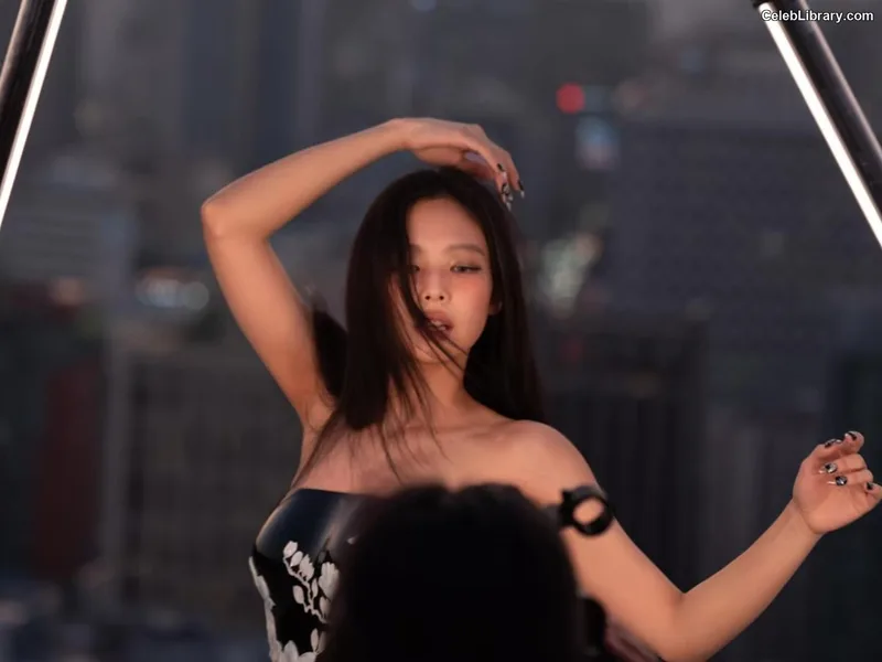 Jennie BLΛƆKPIИK (Blackpink) photo 22 of 3632