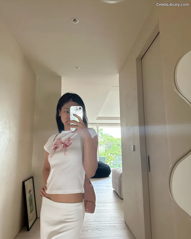 Jennie  BLΛƆKPIИK (Blackpink) photo 9 of 3632