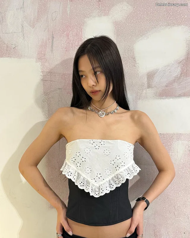 Jennie  BLΛƆKPIИK (Blackpink) photo 14 of 3632