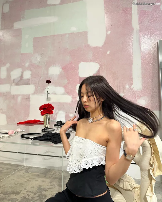 Jennie  BLΛƆKPIИK (Blackpink) photo 19 of 3632