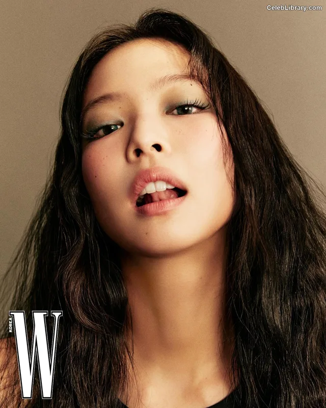 Jennie  BLΛƆKPIИK (Blackpink) photo 7 of 3632