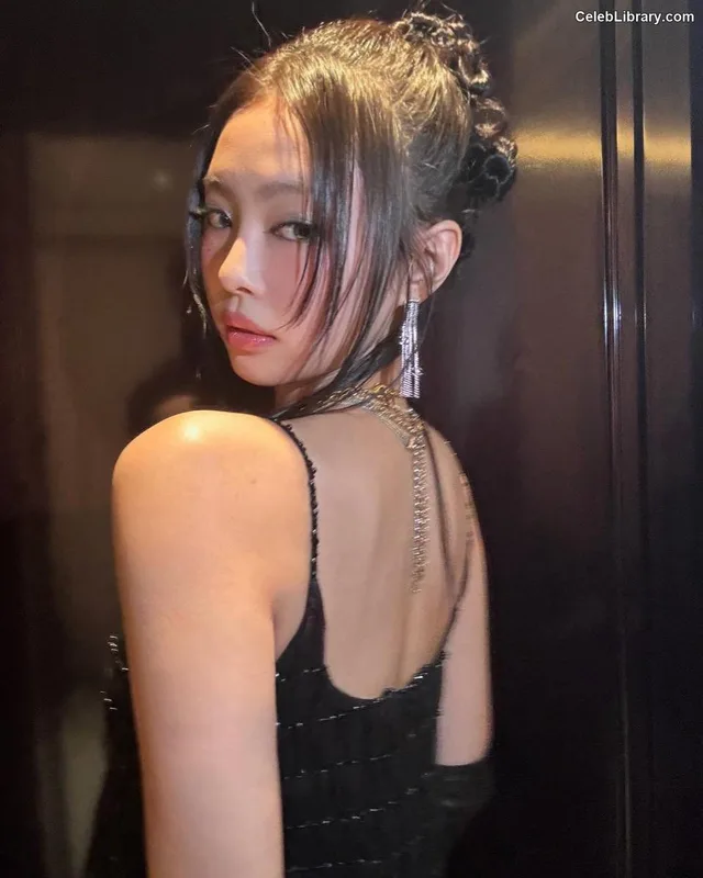 Jennie  BLΛƆKPIИK (Blackpink) photo 15 of 3632