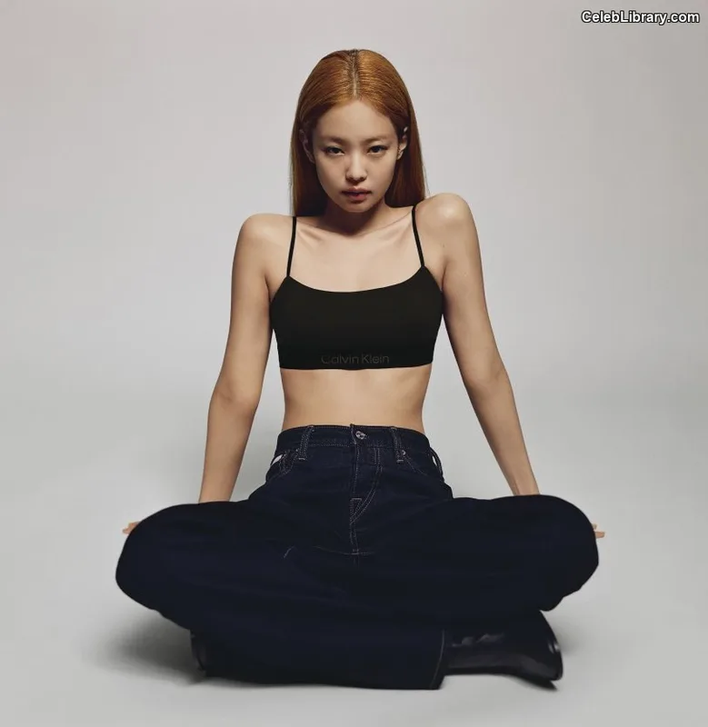 Jennie BLΛƆKPIИK (Blackpink) photo 6 of 3632