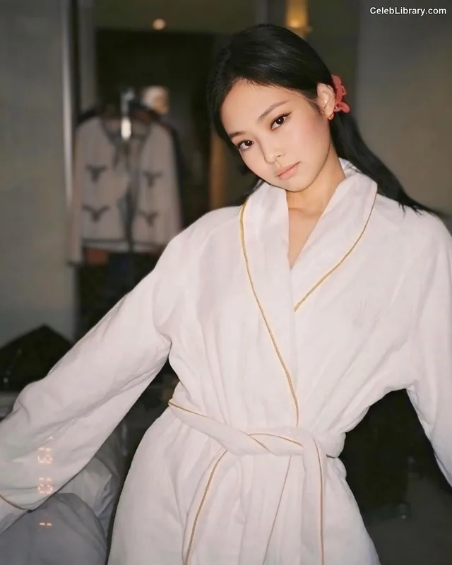 Jennie BLΛƆKPIИK (Blackpink) photo 12 of 3632