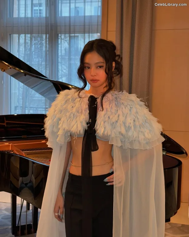 Jennie BLΛƆKPIИK (Blackpink) photo 10 of 3632