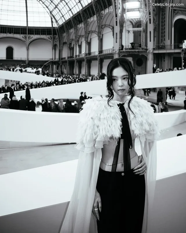 Jennie BLΛƆKPIИK (Blackpink) photo 2 of 3632