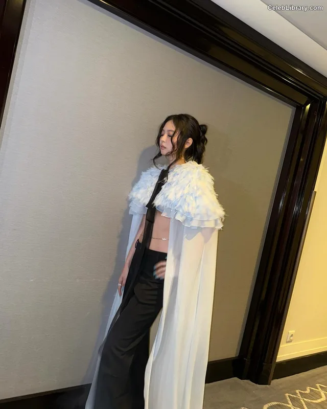 Jennie BLΛƆKPIИK (Blackpink) photo 18 of 3632