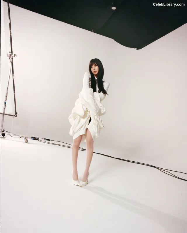 Jennie BLΛƆKPIИK (Blackpink) photo 3 of 3632