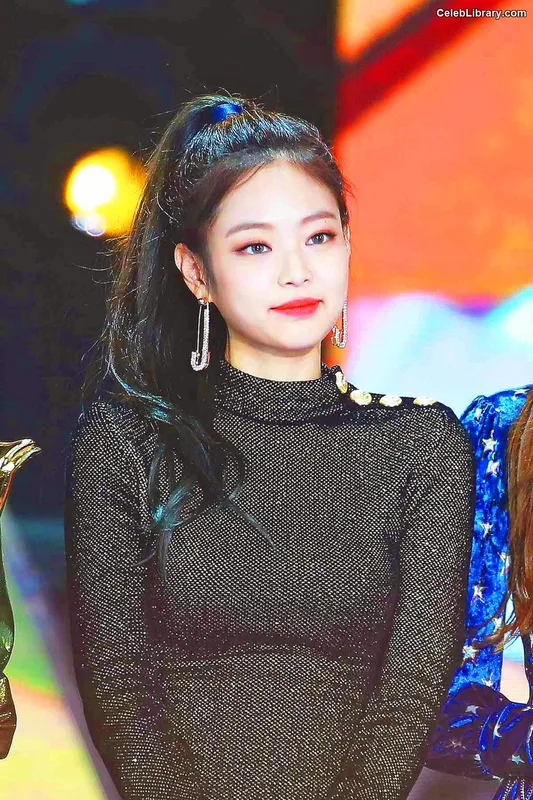 Jennie BLΛƆKPIИK (Blackpink) photo 19 of 3632