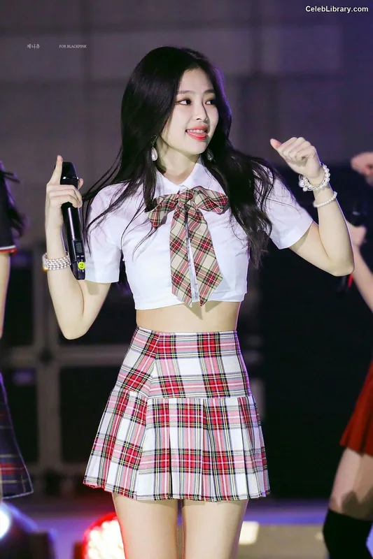 Jennie BLΛƆKPIИK (Blackpink) photo 4 of 3632
