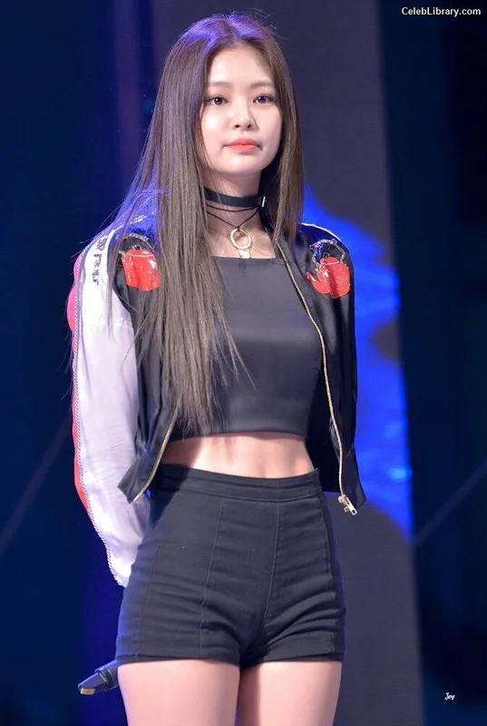 Jennie  BLΛƆKPIИK (Blackpink) photo 2 of 3632