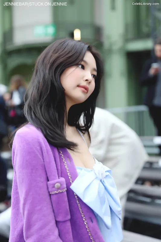 Jennie  BLΛƆKPIИK (Blackpink) photo 5 of 3632