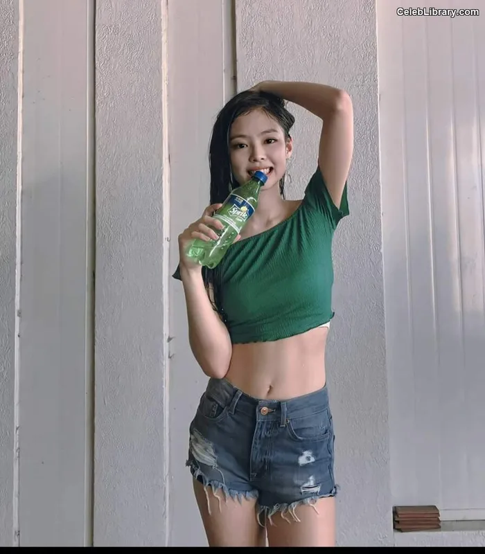 Jennie  BLΛƆKPIИK (Blackpink) photo 22 of 3632
