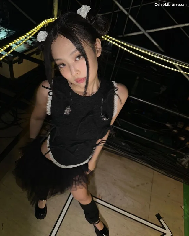 Jennie  BLΛƆKPIИK (Blackpink) photo 23 of 3632