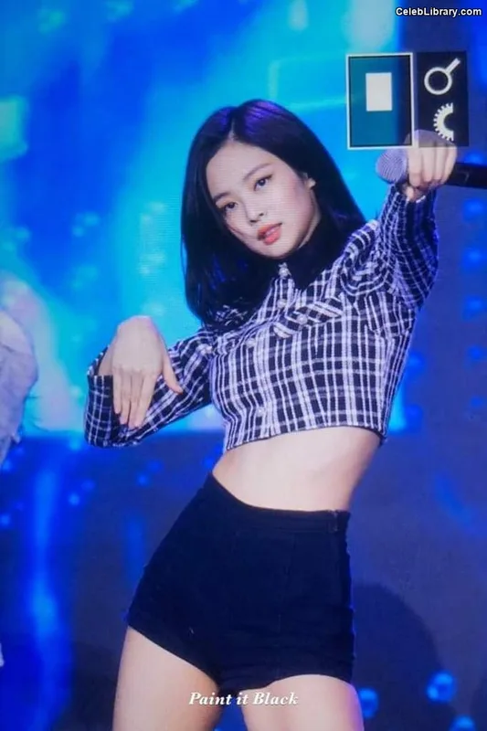 Jennie  BLΛƆKPIИK (Blackpink) photo 18 of 3632
