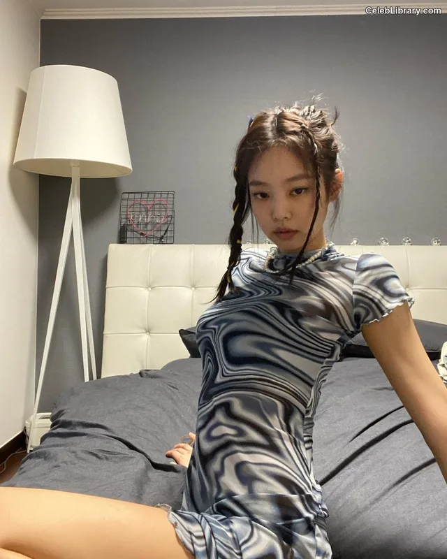 Jennie  BLΛƆKPIИK (Blackpink) photo 21 of 3632