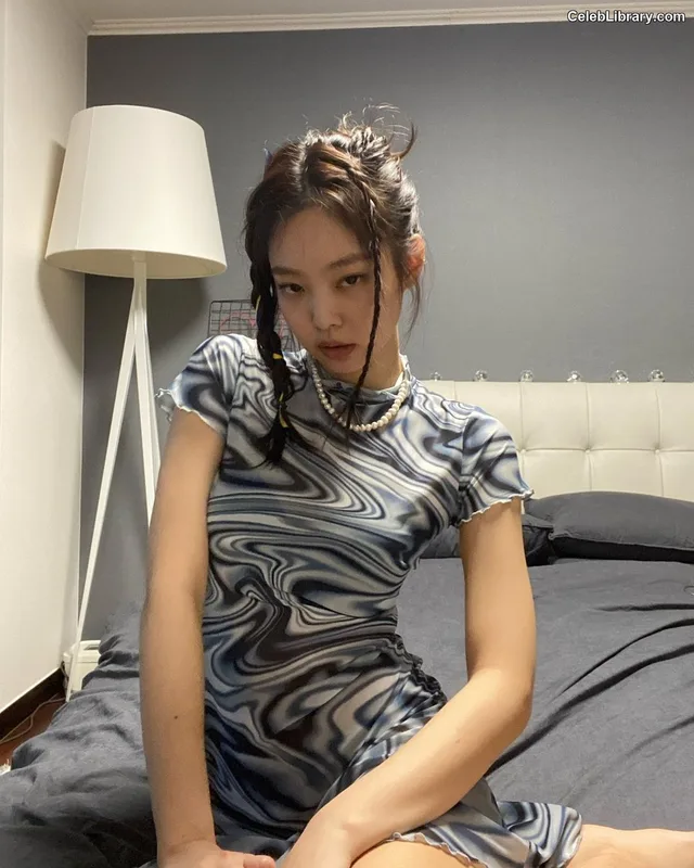 Jennie  BLΛƆKPIИK (Blackpink) photo 24 of 3632
