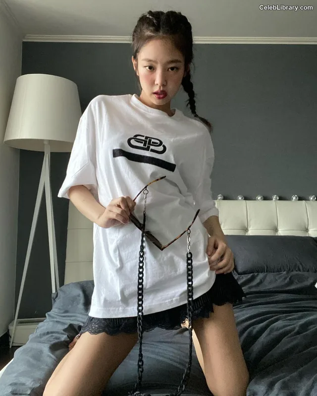 Jennie  BLΛƆKPIИK (Blackpink) photo 5 of 3632