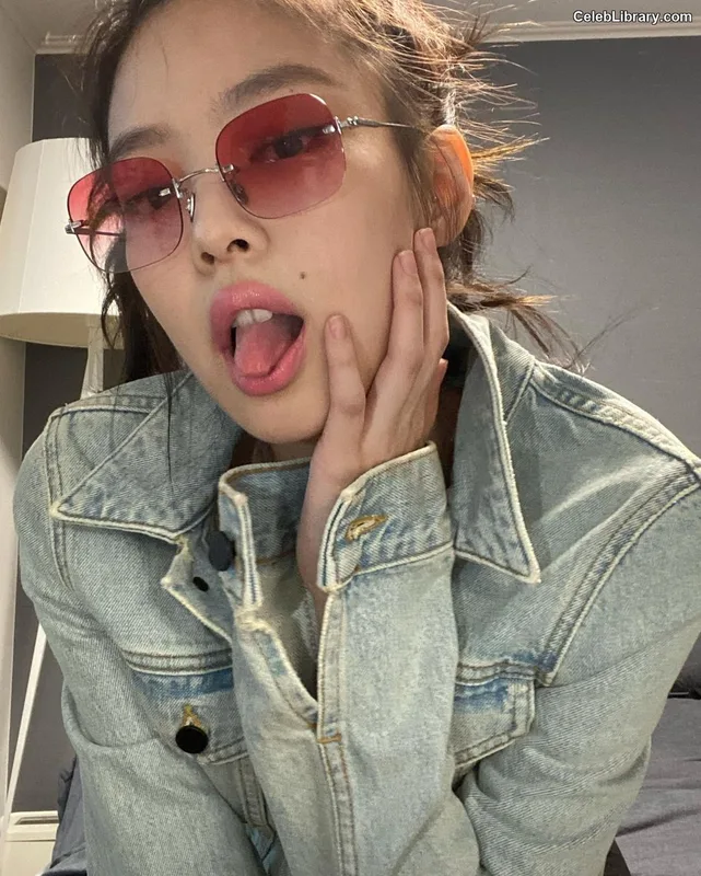Jennie  BLΛƆKPIИK (Blackpink) photo 19 of 3632