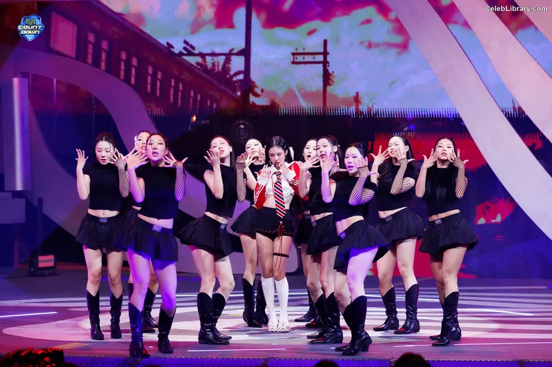 Jennie  BLΛƆKPIИK (Blackpink) photo 19 of 3632