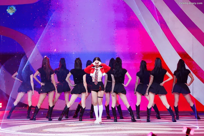 Jennie  BLΛƆKPIИK (Blackpink) photo 21 of 3632
