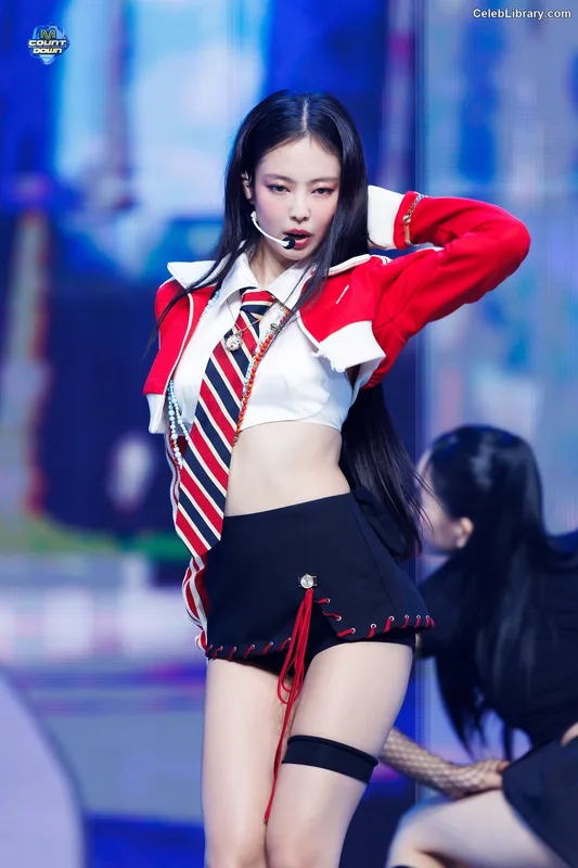 Jennie  BLΛƆKPIИK (Blackpink) photo 8 of 3632