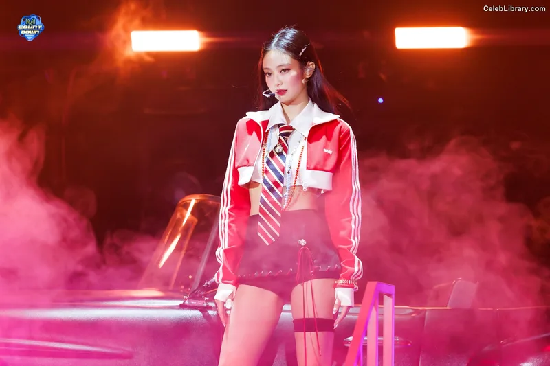 Jennie  BLΛƆKPIИK (Blackpink) photo 11 of 3632