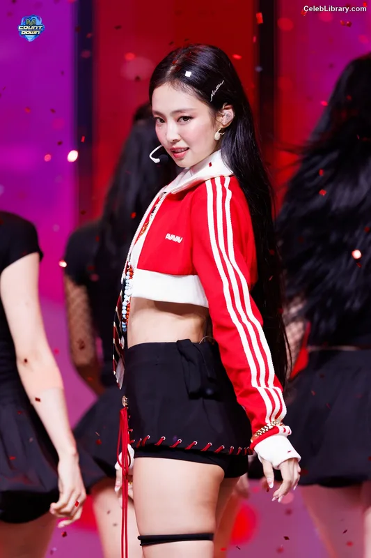 Jennie  BLΛƆKPIИK (Blackpink) photo 9 of 3632