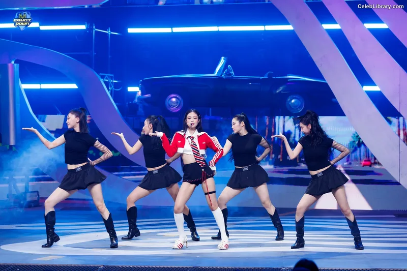 Jennie  BLΛƆKPIИK (Blackpink) photo 14 of 3632