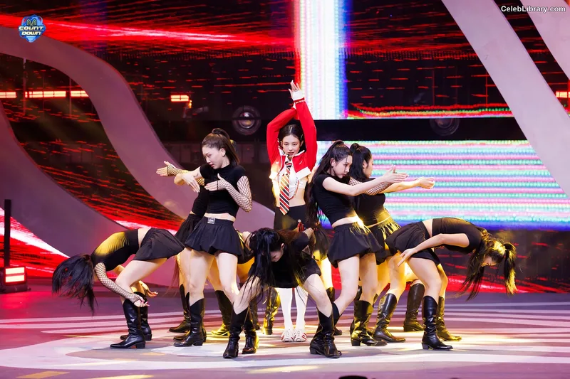 Jennie  BLΛƆKPIИK (Blackpink) photo 15 of 3632