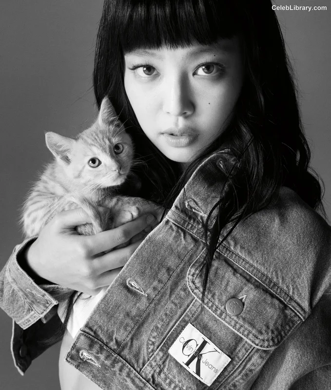 Jennie BLΛƆKPIИK (Blackpink) photo 1 of 3632