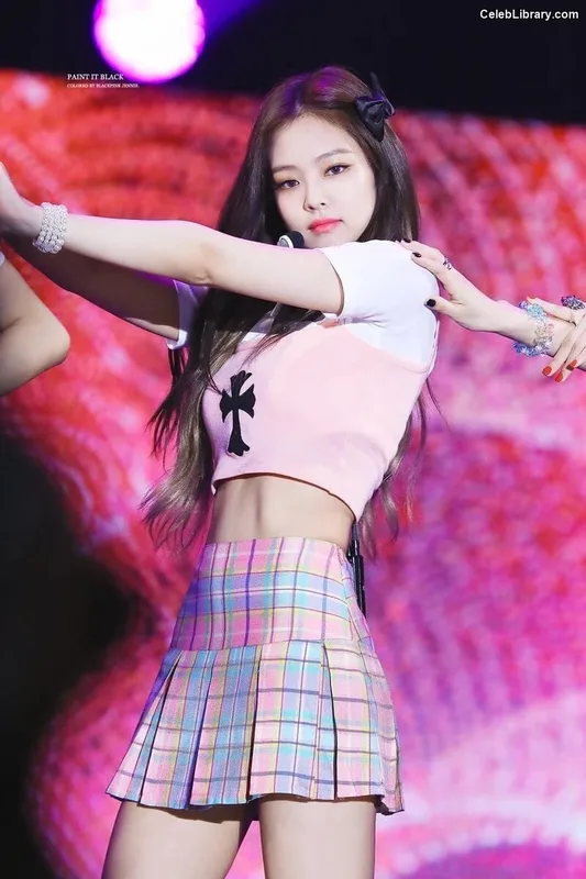 Jennie BLΛƆKPIИK (Blackpink) photo 2 of 3632