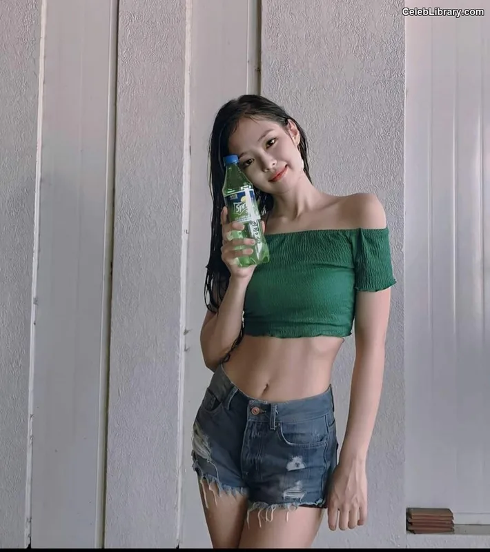 Jennie BLΛƆKPIИK (Blackpink) photo 4 of 3632
