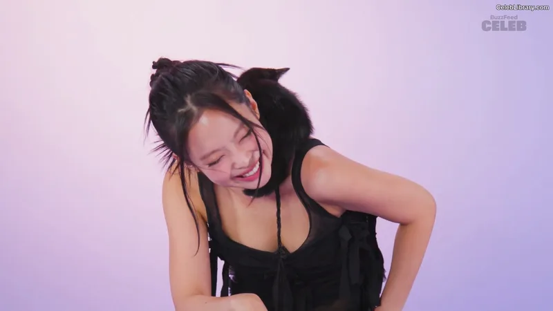 Jennie BLΛƆKPIИK (Blackpink) photo 2 of 3632