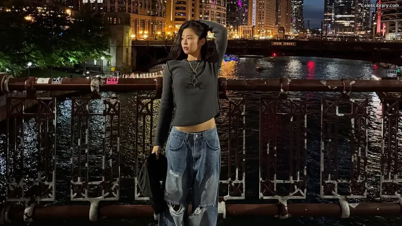 Jennie BLΛƆKPIИK (Blackpink) photo 18 of 3632
