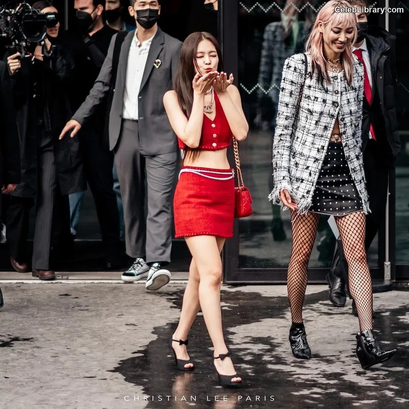 Jennie BLΛƆKPIИK (Blackpink) photo 19 of 3632