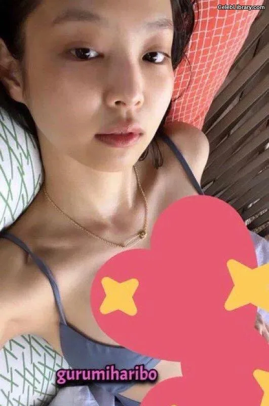 Jennie BLΛƆKPIИK (Blackpink) photo 20 of 3632