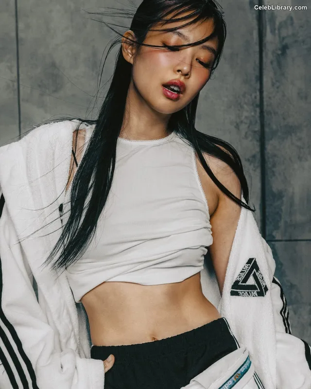 Jennie BLΛƆKPIИK (Blackpink) photo 12 of 3632