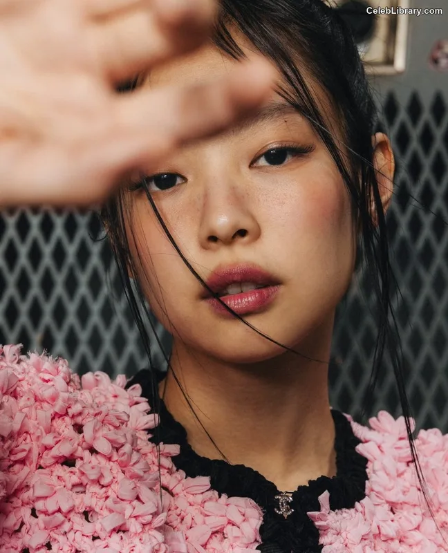 Jennie BLΛƆKPIИK (Blackpink) photo 19 of 3632