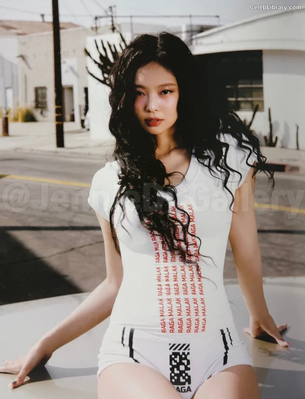 Jennie BLΛƆKPIИK (Blackpink) photo 2 of 3632